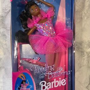 TWIRLING BALLERINA CHRISTIE BARBIE DOLL MATTEL 15087 NRFB 1995